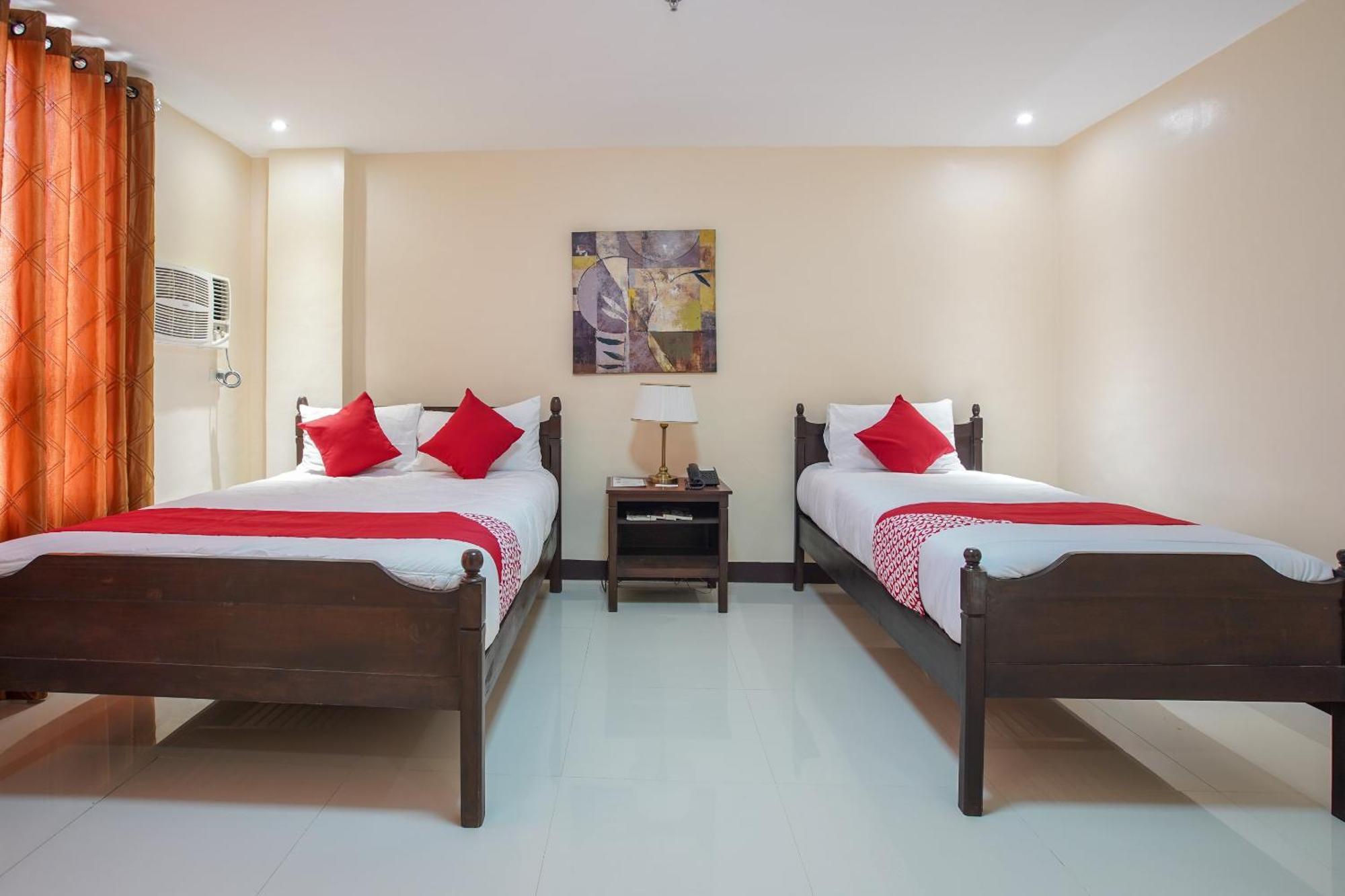 โอโย 236 โฮเทล เอดมุนโด Hotel Pototan ภายนอก รูปภาพ