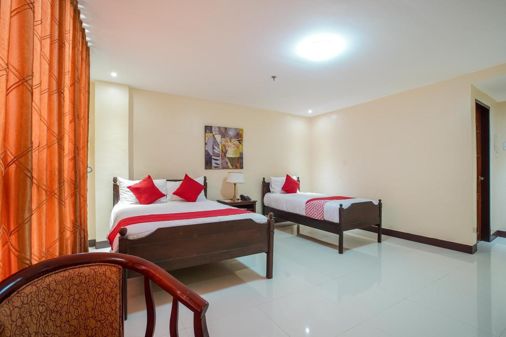โอโย 236 โฮเทล เอดมุนโด Hotel Pototan ภายนอก รูปภาพ