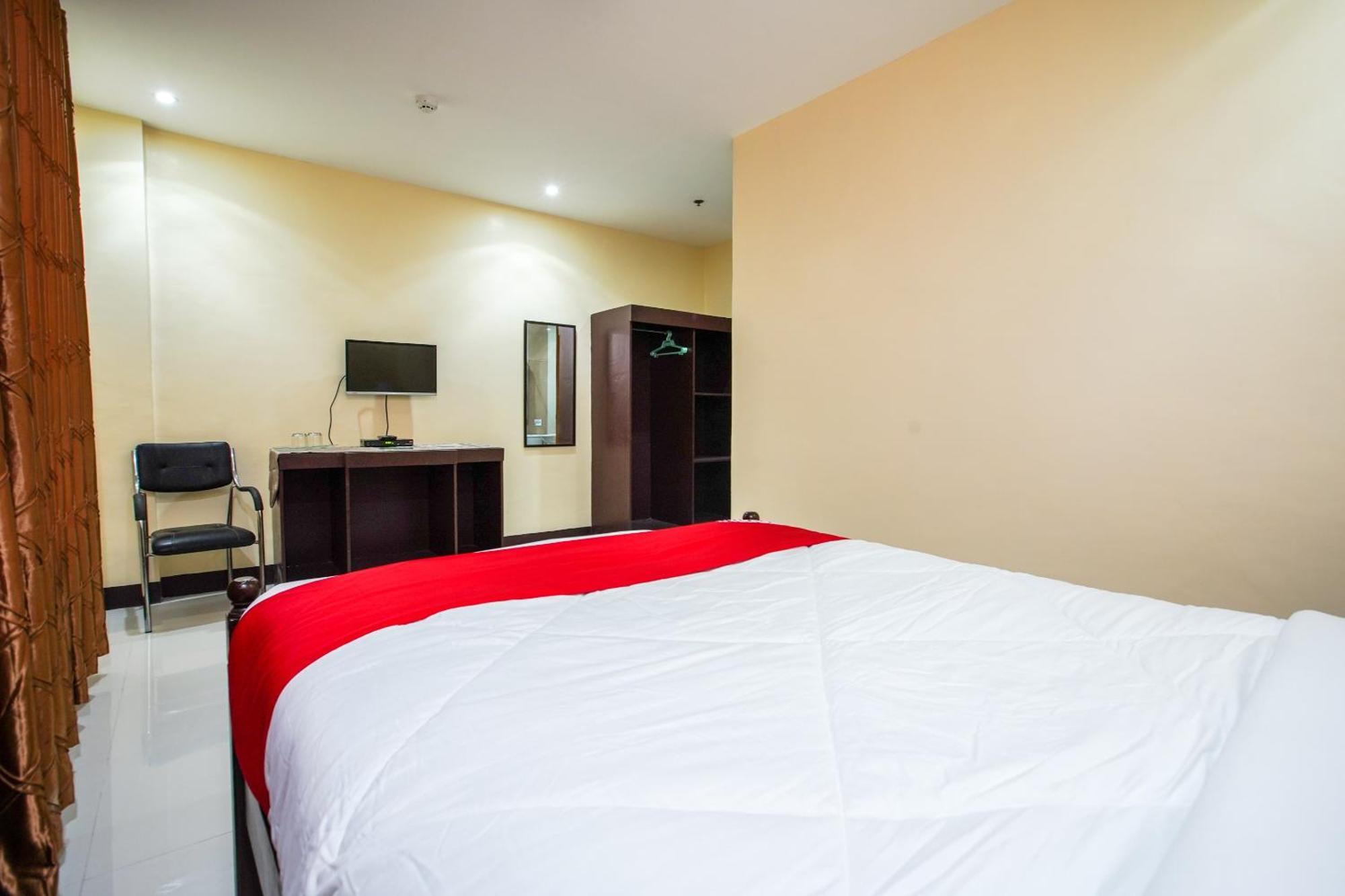 โอโย 236 โฮเทล เอดมุนโด Hotel Pototan ภายนอก รูปภาพ