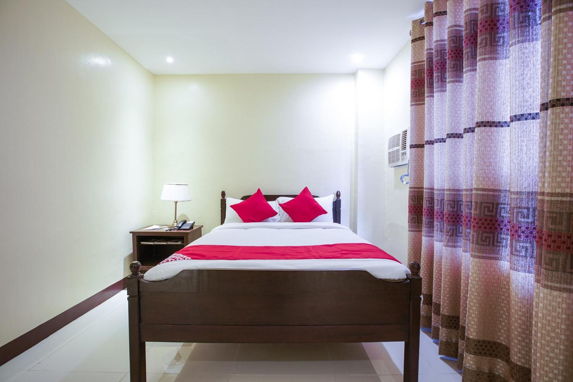 โอโย 236 โฮเทล เอดมุนโด Hotel Pototan ภายนอก รูปภาพ